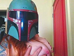 ginger-sith:  Because Star Wars and boobs is awesome