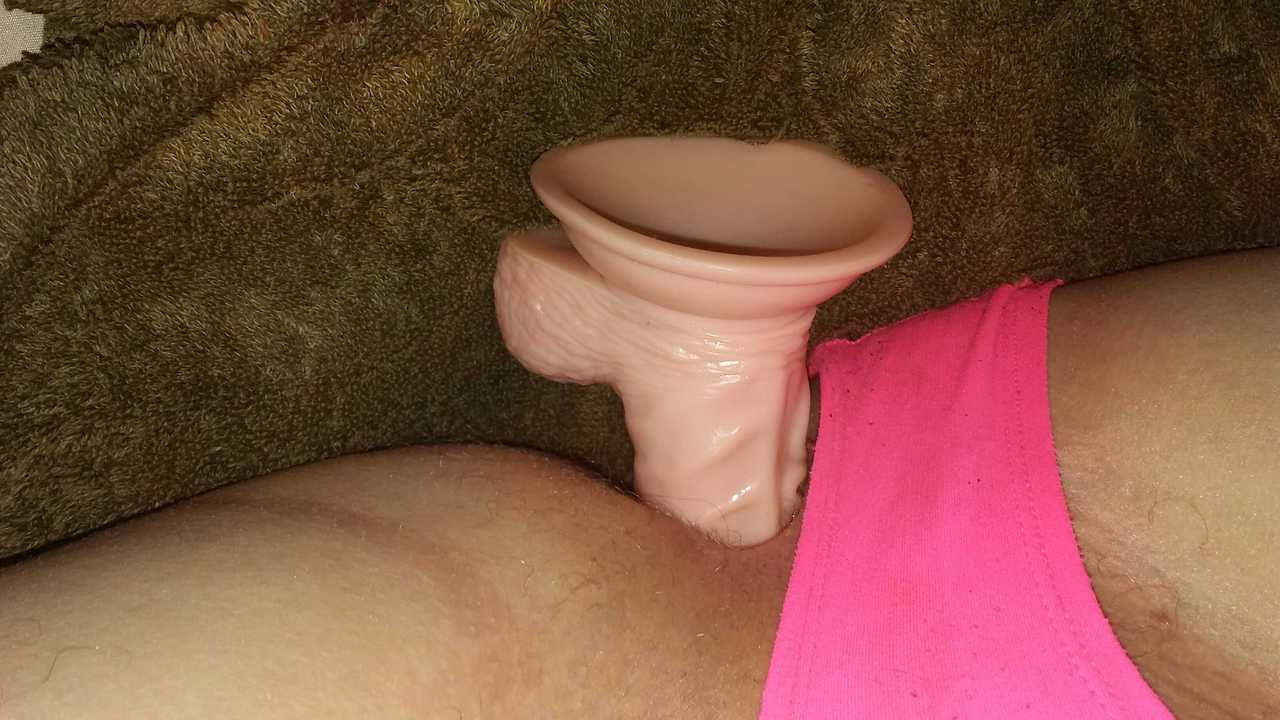 melissatrav:  Do anything you want with my pics please expose me!!@sissygurl4ever