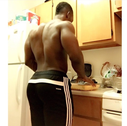 XXX bmoneyuniverse:Christopher Chance😊😊😍😋🎂🎂🙌🏾 photo