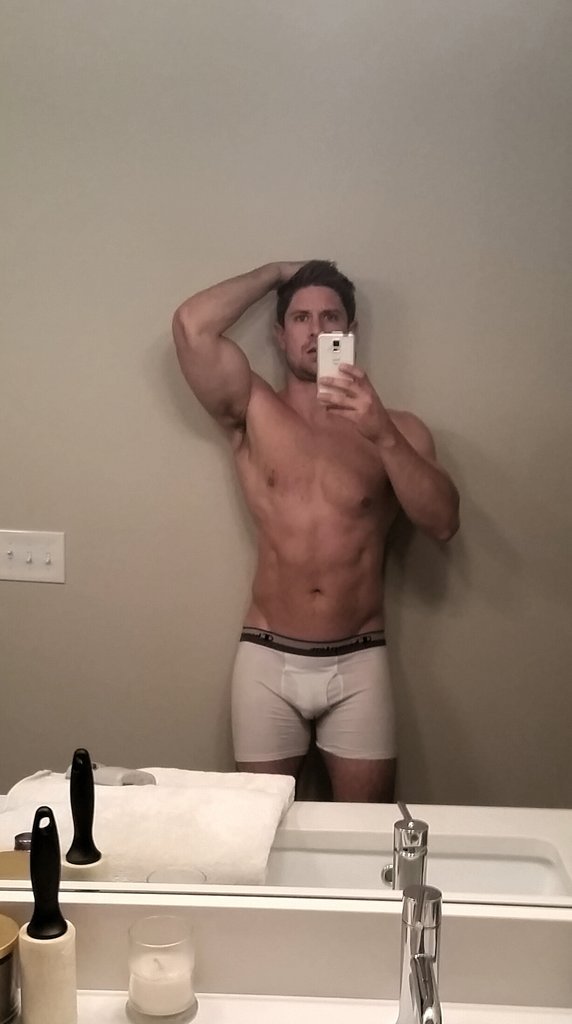 damnhotmeat:wanna view more? click here