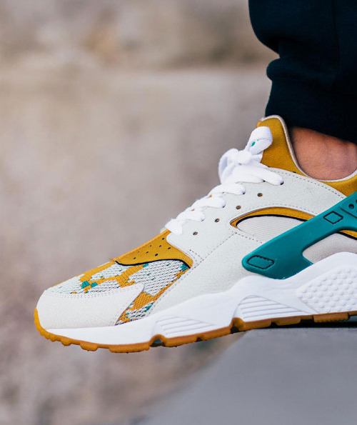 freshkings:  Nike Air Huarache SHOP 