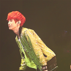  jinyoung dancing to Bana song. 