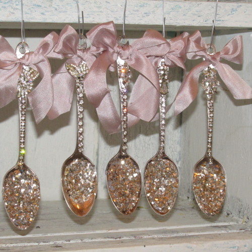 anitaspero:Handmade spoon ornaments by Anita Sperohttps://www.etsy.com/shop/AnitaSperoDesign#Etsy #a