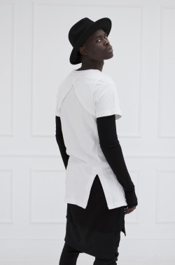 rangeofsight:  Black Streetwear Blog   // Featuring Brands &amp; Designers