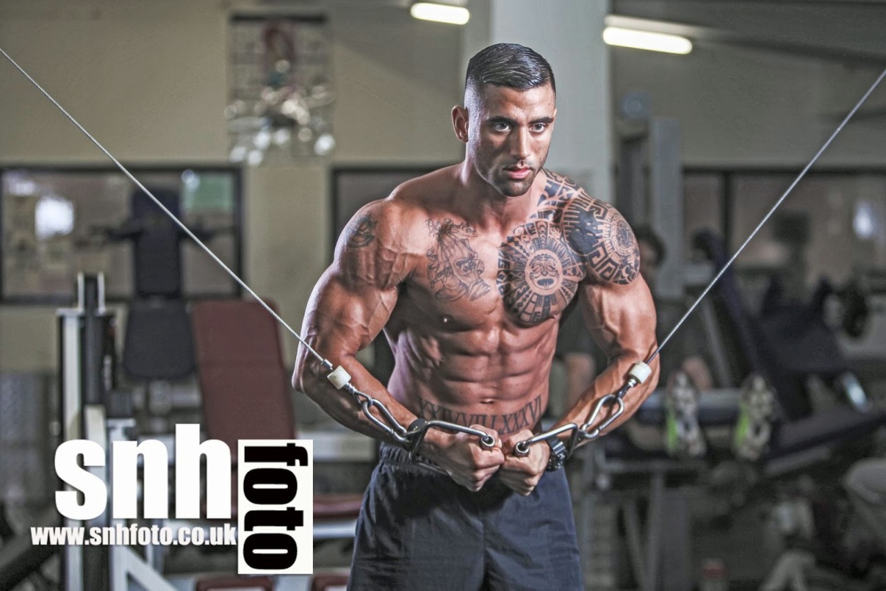 cdnlifter27:  Haider MehdiPhotos: SNH Foto   https://www.facebook.com/HaiderMehdiPersonalTraining/photos_stream
