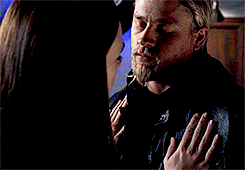 scarliefrancis:  #tara week: one relationship → Tara x Jax; - I love you. - You should. 