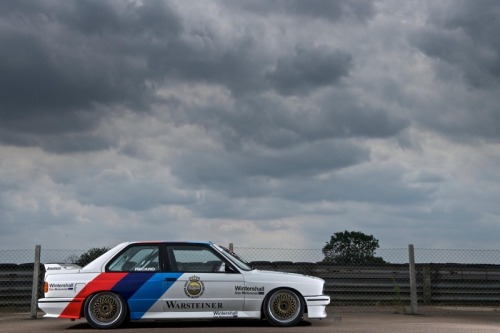 itsbrucemclaren:  BMW M3 E30 DTM 