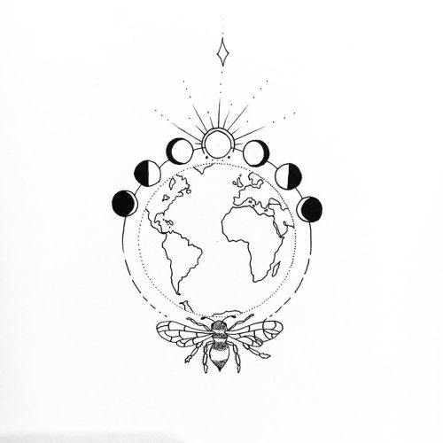 Happy earth  #earthtattoo #beetattoo #tattoo #tattoodesign #moonphase #moonphasetattoo #worldtattoo 