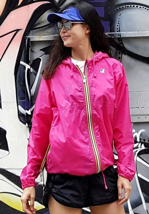 Kway Lover of nylon.