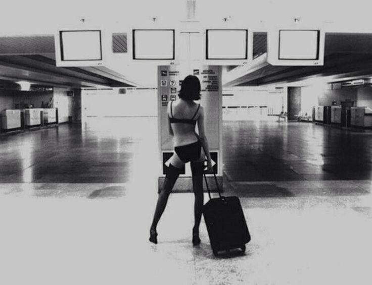 sexyhappychick:  Where could I go today?   Who needs a visitor?