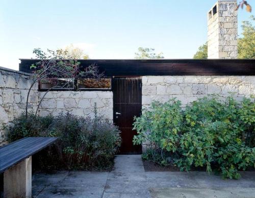 subtilitas:Roland Rainer - Summer house,  St. Margarethen 1957. Photos © Margherita Spiluttini.