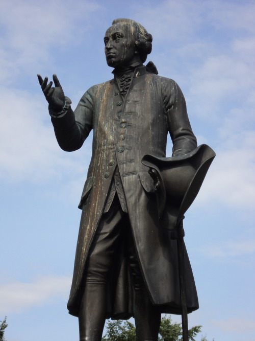 Immanuel Kant’s Statue, Kaliningrad, Russia