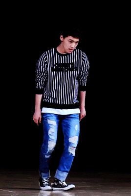 pabospoiler:  2/∞ gifs of Seventeen ruining my life - Dino dancing to Time for Love