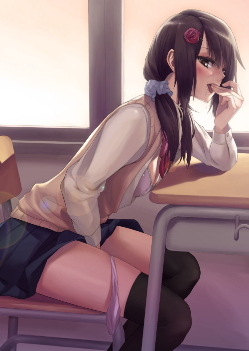 XXX ecchiftw2:  Girl masturbating in class ♥ photo