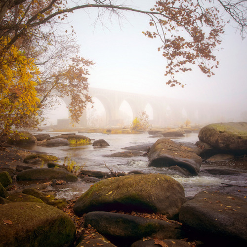 Autumn on the James by Jamie Betts Photo on Flickr.