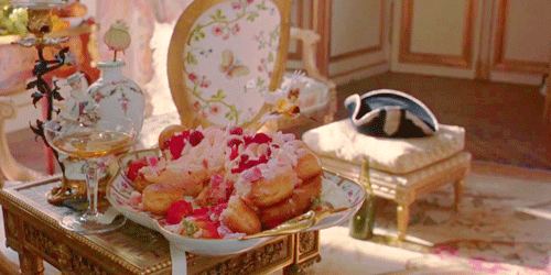 dolcesostenuto: Une fête d’été à Versailles | Marie Antoinette