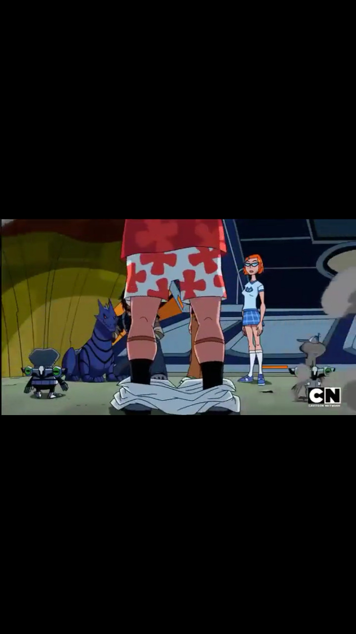 Max Tennyson whit his pants down form Ben 10 Omniverse episode showdown part 2
