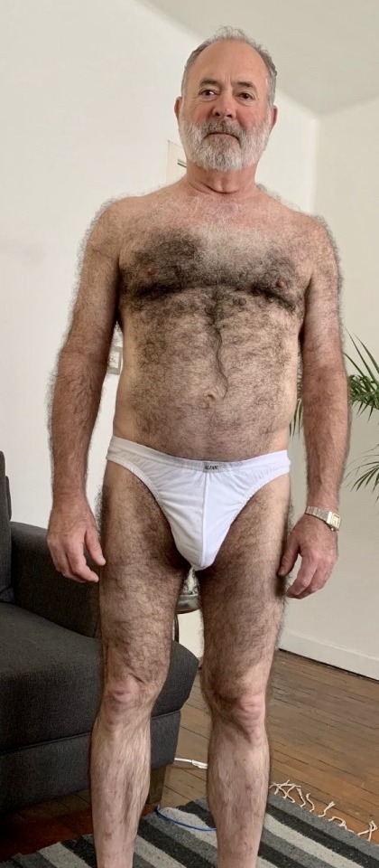 hungdaddylove:maturedaddyseniorbear:Would you buy my underwear?