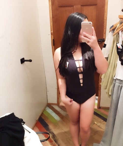 ochinchinmirukuhimesama: Almost bought this lil onesie