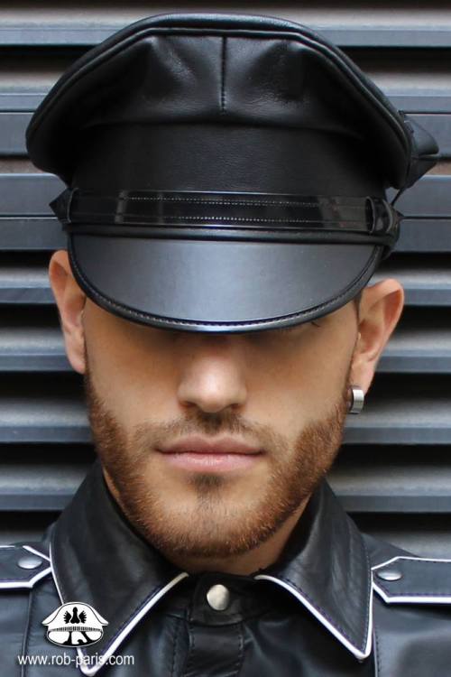 londonboy45: slavethompson:  Sexy Sir  That’s ‘Sexy, Yes Sir’ to you, boy.   