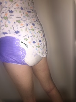 jackabdl:  Wearing my dinosaur onesie  to stop my very full morning diaper from sagging.  - JackABDL