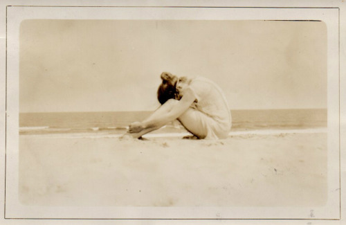 billowy:  c.1920  porn pictures