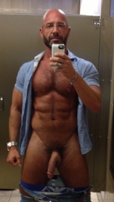 horny-dads:  Daddys Selfie Time  horny-dads.tumblr.com   