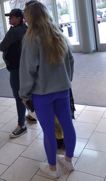 candid yoga pants in mall