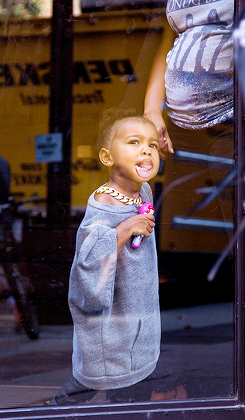 celebritiesofcolor:   North West out in NYC