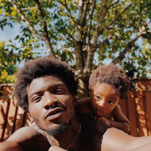 celebswhogetslepton:  @septumpapi: Babyfather 👶🏾🧔🏿