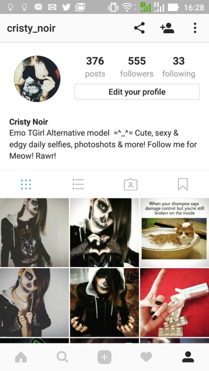 555 followers :/ its stuck there pls lets porn pictures