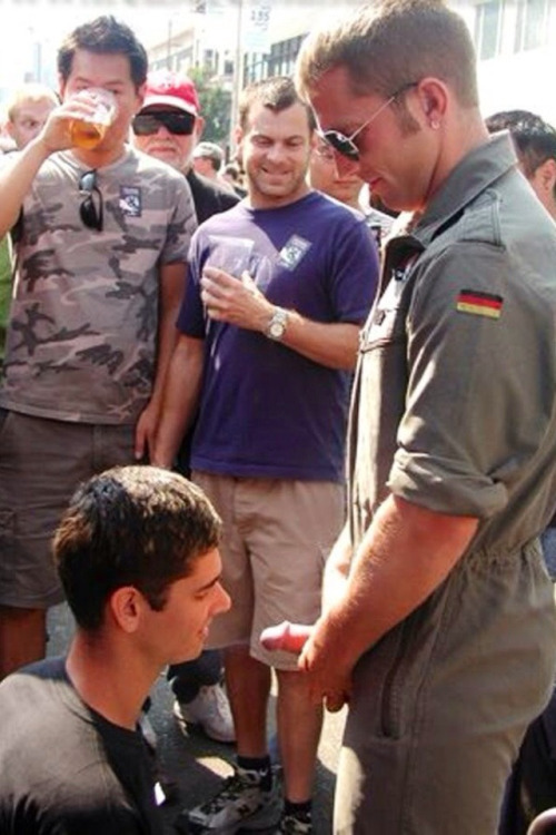 gangbangdudes: Hot men in your area are looking for action: bit.ly/1JIBDu4
