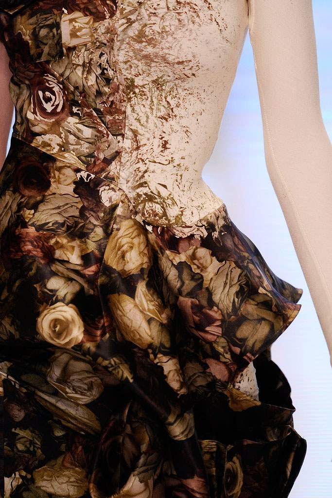 Haute Couture — Alexander Mcqueen Spring 2010 Ready To Wear