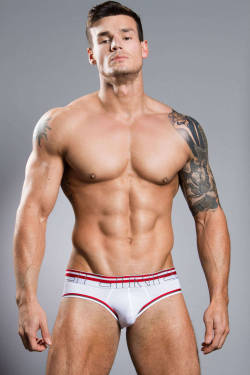 menandunderwear:  Check out what’s hot in the UK with the help of Dead Good Undies Via: Men and underwear