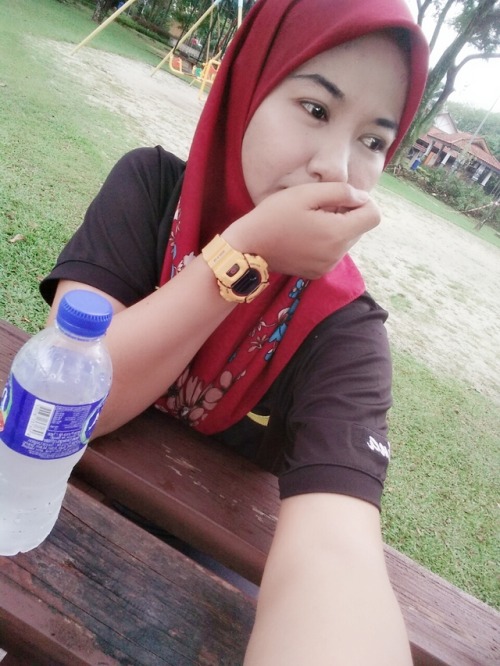 awekhiking:Citer pagi tadi..jogingselpieeNext time nak temankan awak berjoging boleh ?