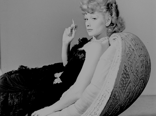 sillysymphony:Lucille Ball, 1942 © John Florea