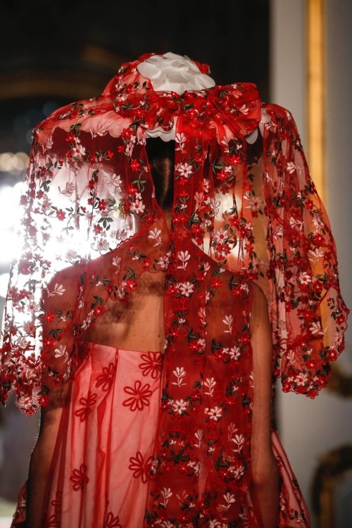 moodcloth:details @ simone rocha spring ‘19 rtw