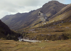 trupoly:  dezeen:  Fantasy house by Benoit