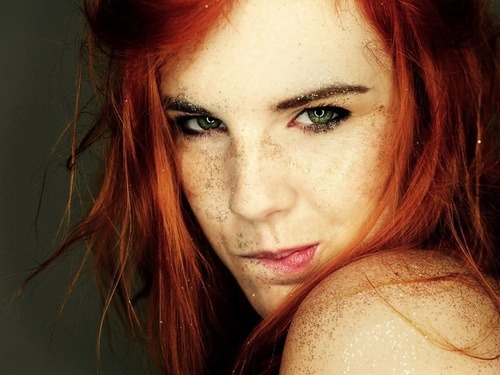 Porn Pics paleamber:  redhead  Oh the freckles