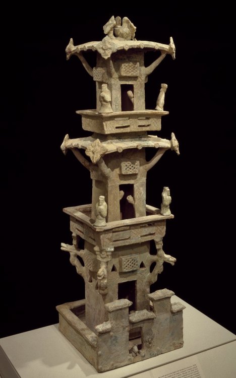 This Han Tomb Tower dates to between 25 B.C.E – 220 C.E. Objects such as these were placed in tombs 