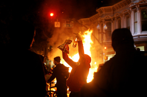 rubenplaza:No Justice, No PeaceLast night hundreds took to the streets of Oakland to protest the rul