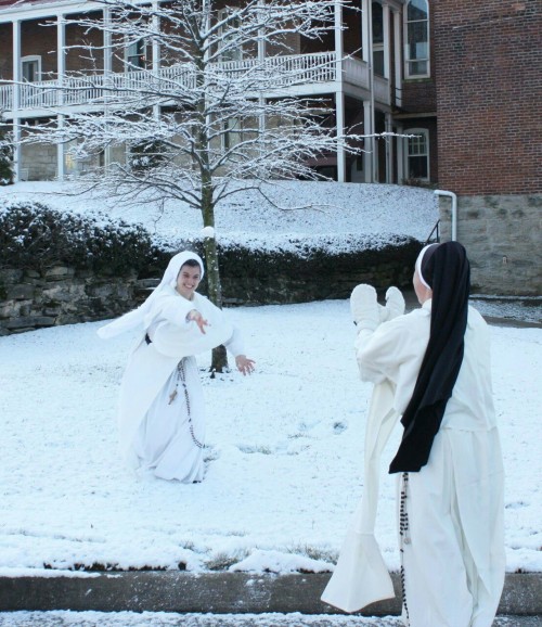 heckyeahorderofpreachers:Dominican Sisters of Saint Cecilia