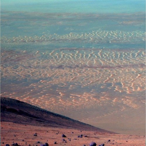 sixpenceee: This scenery looks like a place on Earth but it’s actually Marathon Valley on Mars. Source: NASA