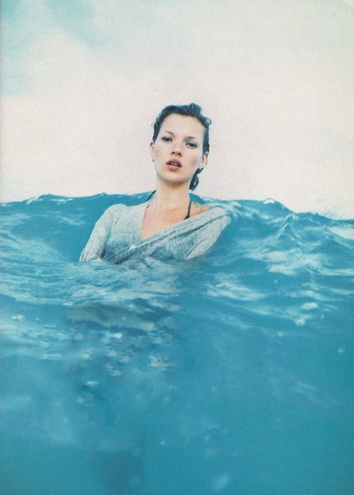 knitgrandeur:Kate Moss