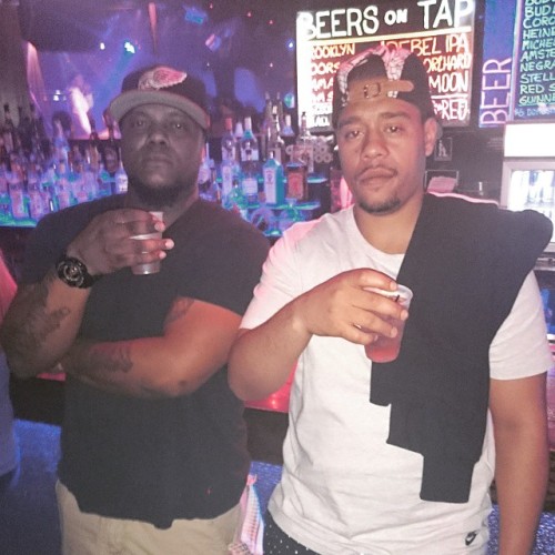 A #Dopeflowera ##weworking #WedaCruMotherfukas #pregamepowers #DopeMusicNight #itsstillfreshcode #itsastoryavething @same_old_dot @dacru718 @aut0o0matt1c @ferrarifrancheyez @keepitabruck