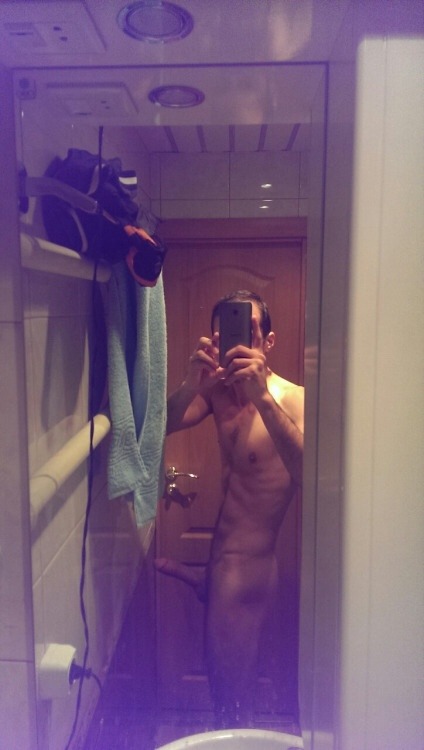 Regular Hotguys Blog