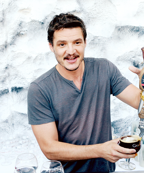 gameofthronesdaily:  Pedro Pascal attends day 1 of the WIRED Cafe @ Comic Con at Omni Hotel on July 24, 2014 in San Diego, California (x) 