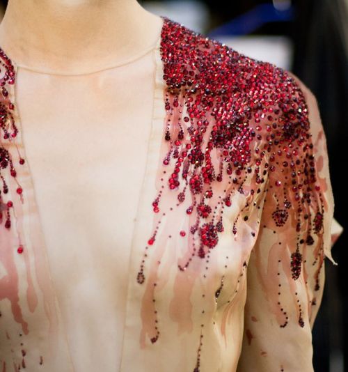 themakeupbrush:Julien Fournie Fall 2010 Haute CoutureThe dark side of me loves that the beading look