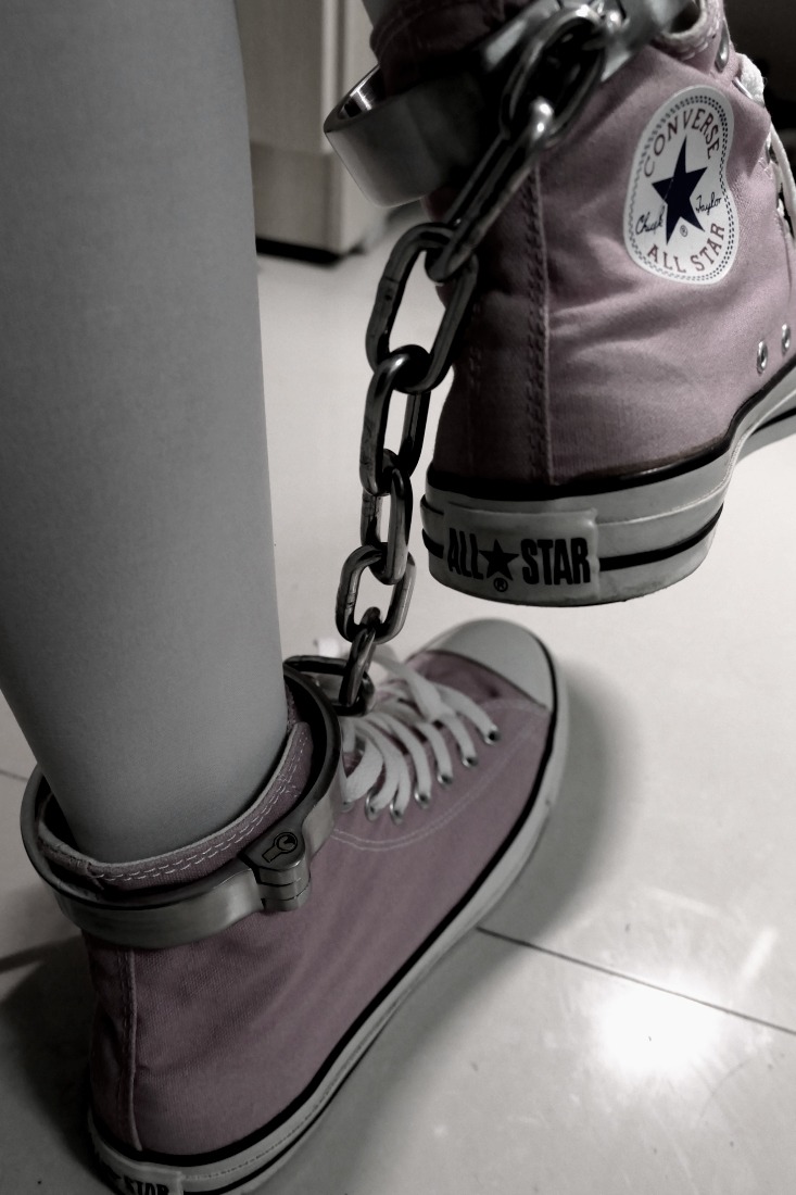 doc-martens-latex-sissy-fetish:  Under arrest ;)