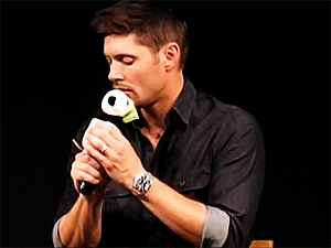 royalcas:  Jensen and his panda (×) 